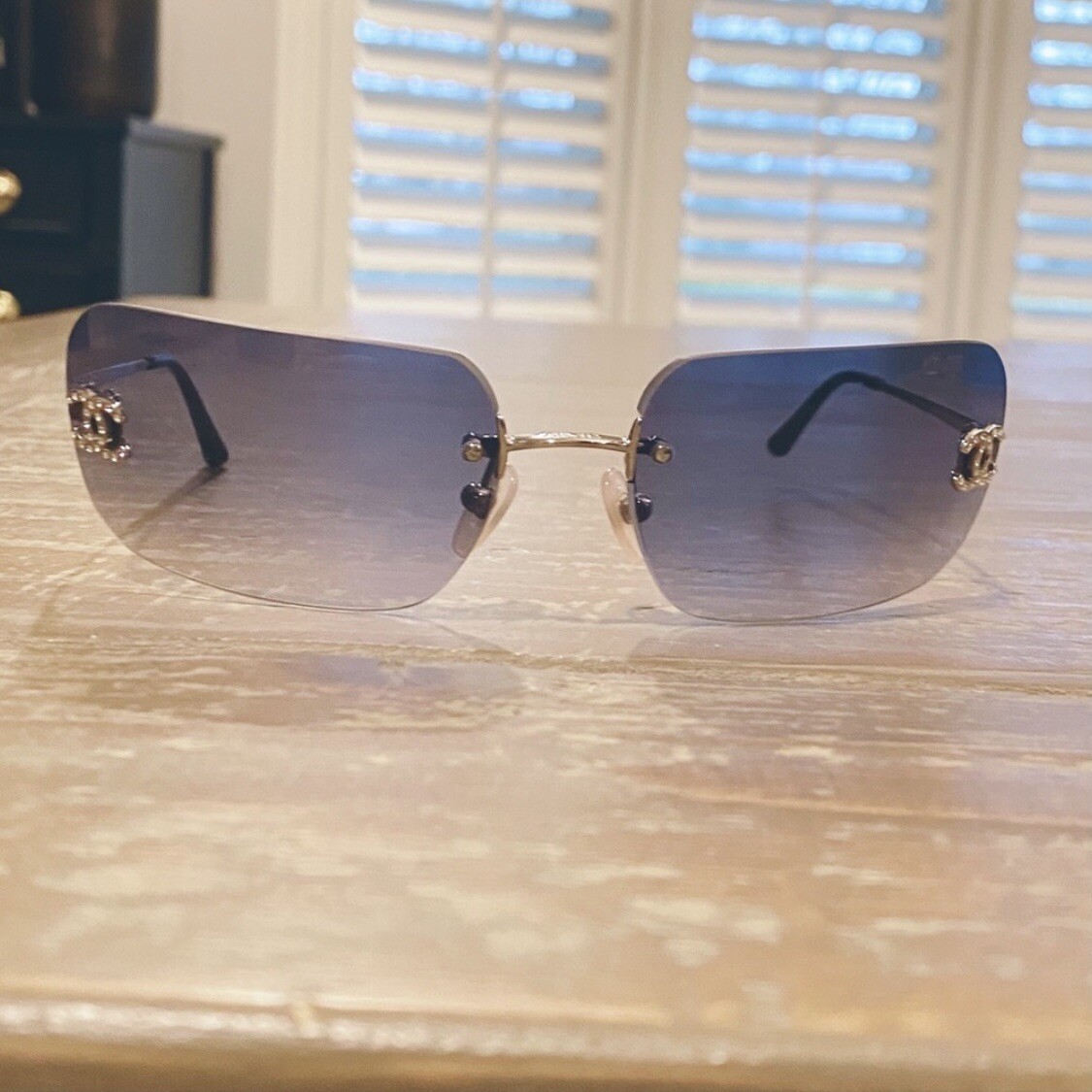 CHANEL 4017-D Rhinestone Sunglasses Rimless Blue Gradient Vintage