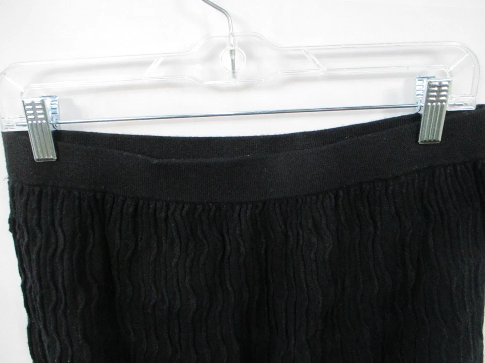 Falda para mujer Willi Smith mediana negra cintura elástica mezcla de lana hasta la rodilla suave Foto 2 de 4