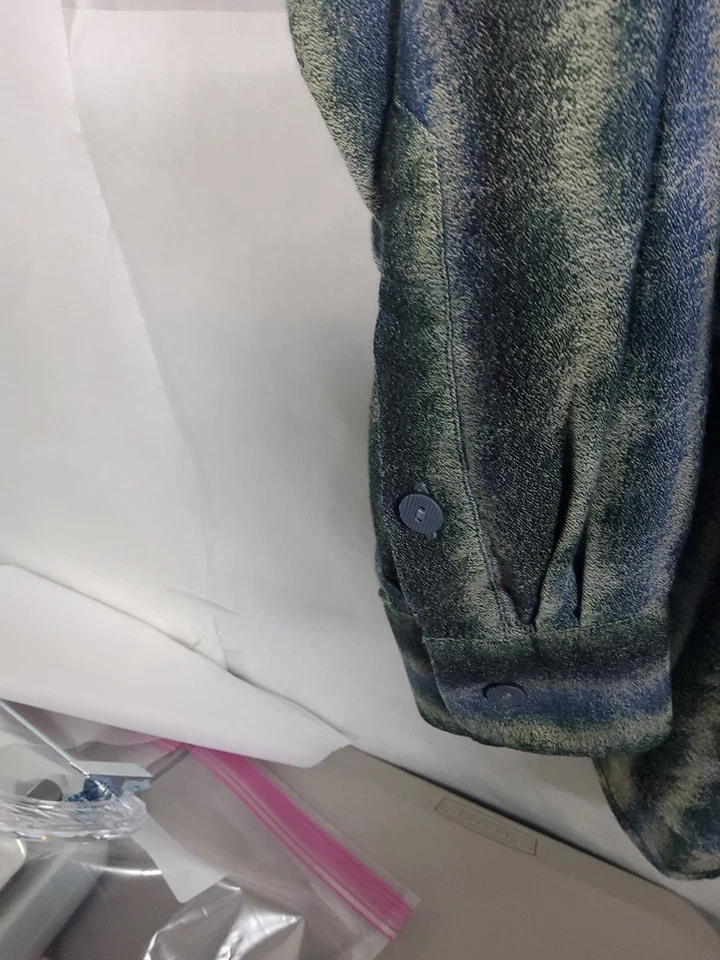 Camisa manga larga Jhane Barnes para hombre azul/verde/gris abstracta a rayas verticales talla Foto 4 de 4