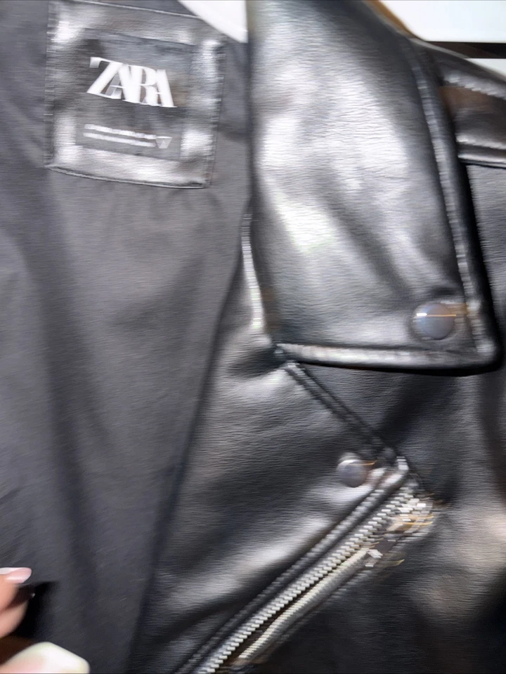 Chaqueta Zara Negra Cremallera con Cremallera y Bolsillos Hombre’s XXL Foto 2 de 4