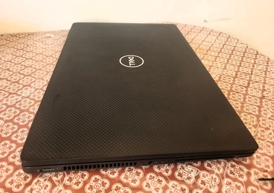 Dell Latitude 7420 · i5-1135G7 · 8GB · 256GB, foto 3 di 5