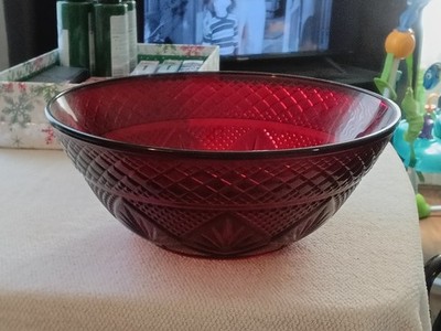 Vintage Amberina L E Smith? Dark Red Bowl Diameter 5'' high