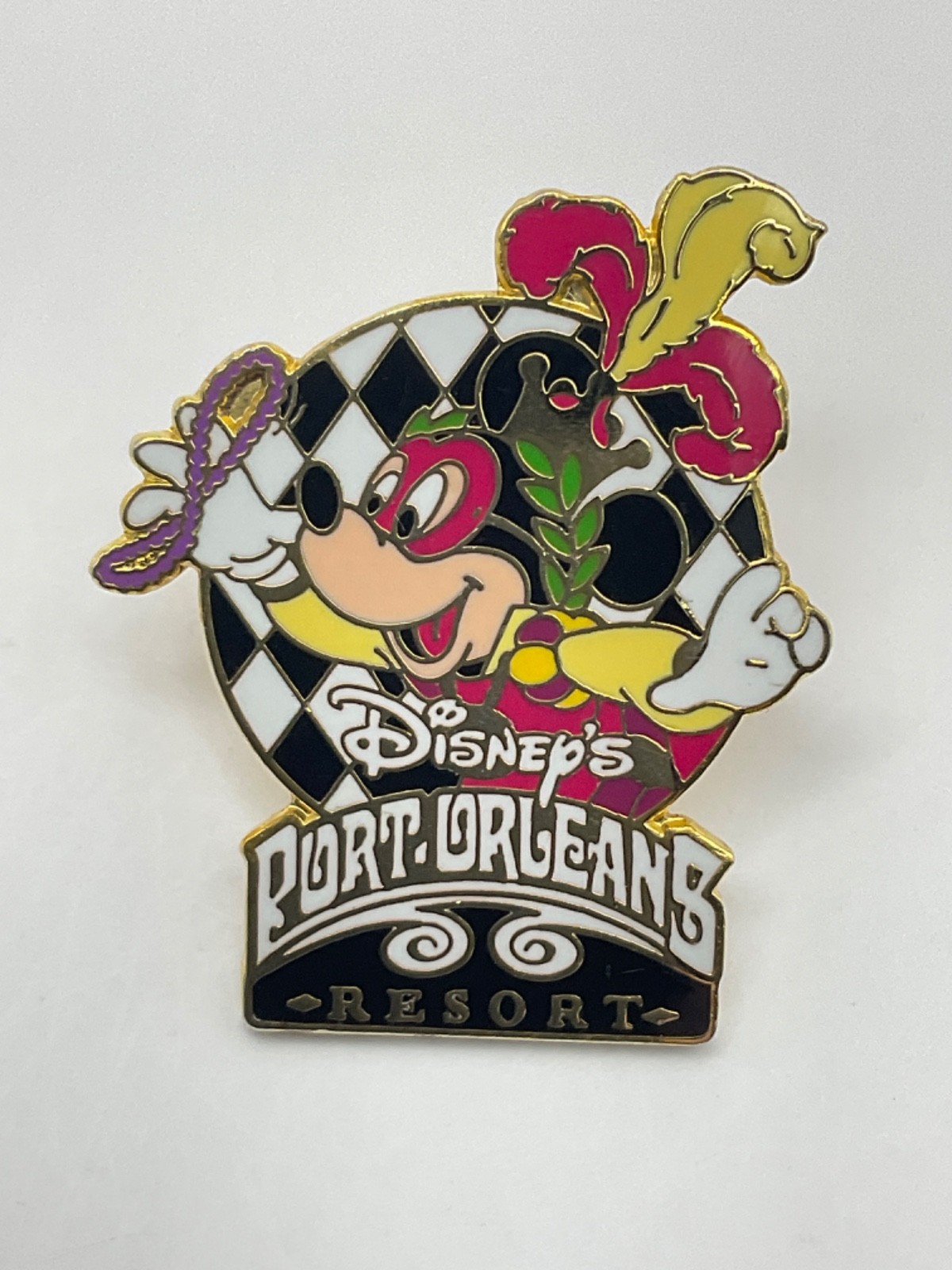 Minnie Mouse Mardi Gras Port Orleans Resort Disney Pin B0