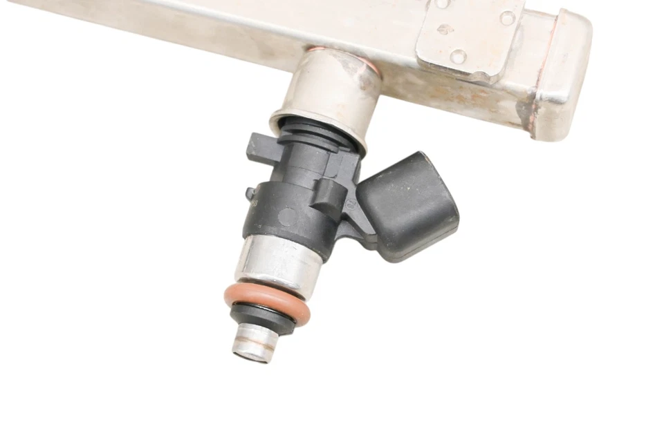 18 inyectores de combustible y rieles Polaris Ranger Crew 900 XP Foto 4 de 4