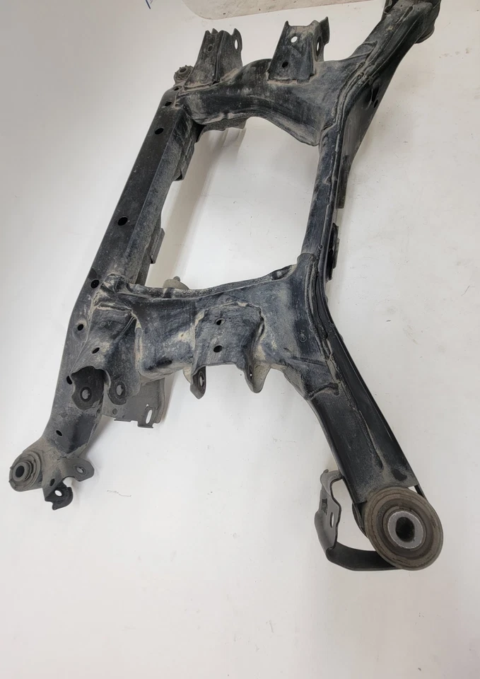 Subchasis trasero travesaño Scion FR-S 2013-2017 Subaru BRZ 13-17 Foto 4 de 4