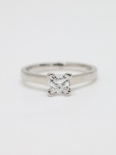 Platinum Diamond Ring Enagagement VVS2 Princess Cut Ladies Size H