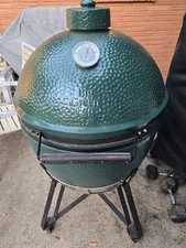 Big Green Egg - XL - Nest (stand) - Conveggtor - Pizza stone - Egg Genius + more