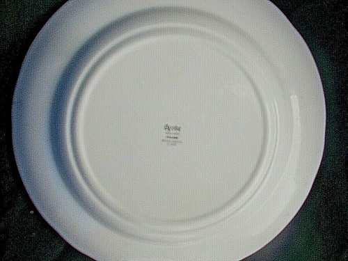 Spode BLUE ITALIAN Dessert or Fish plate. Diameter 9 ins. 22.8 cms - Picture 2 of 2