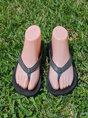 OluKai Kulapa Kai Blue/Black Leather Flip Flops Women's Size