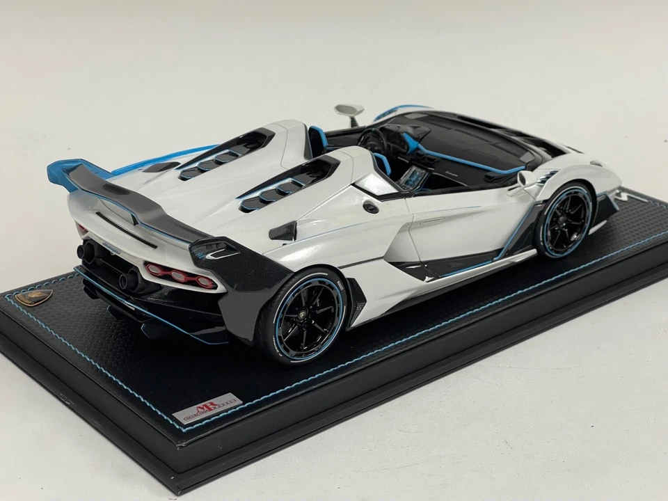 1/18 MR Collection Lamborghini SC20 IN Gloss Bianco Base IN Pelle - Immagine 3 di 4