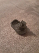 Replacement Twist Lock for Stihl MS250 Chainsaw. Replaces Part Numbers: 1123