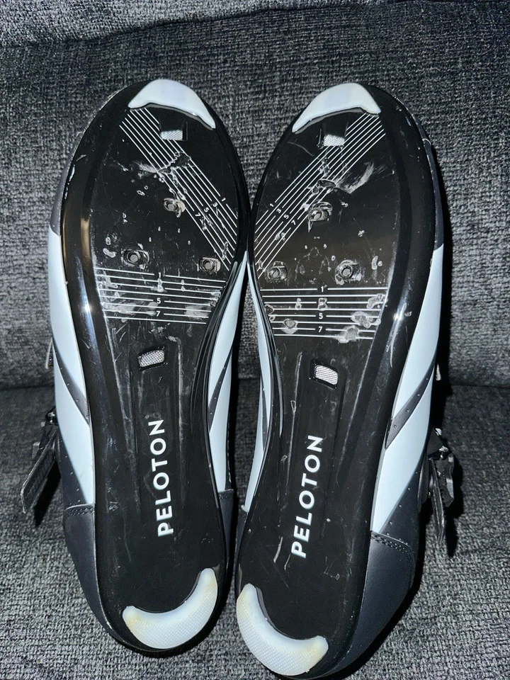 Zapatos de Ciclismo Peloton Sin CLEATS Talla 47 Hombres EE. UU. Talla 13 o Reino Unido Talla 12 Foto 4 de 4