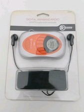 Digital Armband Radio AM/FM Radio With Earbuds New Sealed RadioShack