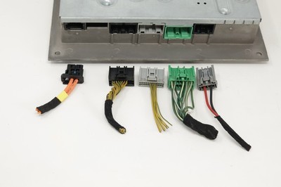 05-11 Land Rover LR3 LR4 Harman Kardon Logic7 Amp Wiring Pigtail XQK500093 OEM