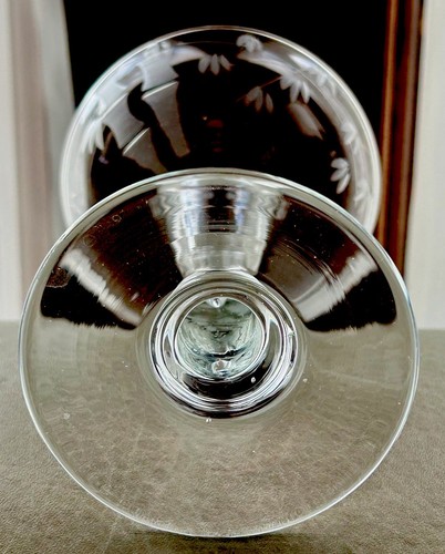 Sasaki Bamboo Crystal Champagne Tall Hollow Stem Glasses 5” tall - Set of 3 - Picture 6 of 6