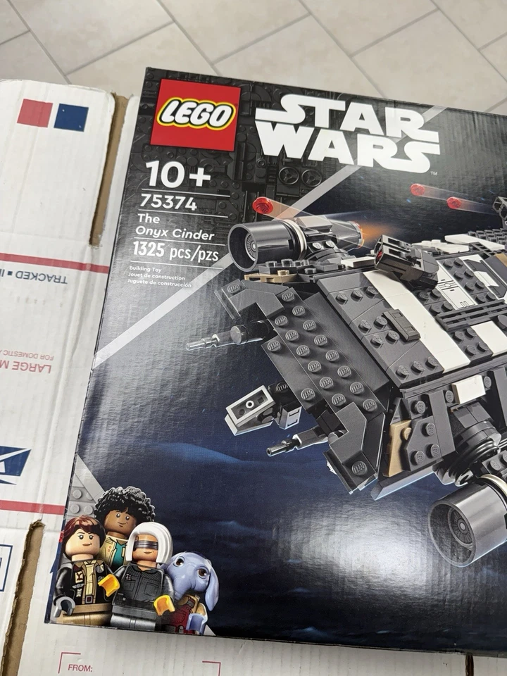 LEGO Star Wars: The Onyx Cinder 75374 NEW SEALED! - Image 3 of 4
