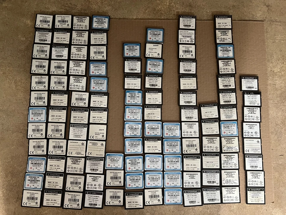 LOT OF 115 CISCO COMPACT FLASH CARDS VARIOUS SIZES G2-1 - Image 2 of 4