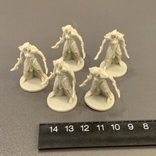 LOT 5 PCS Miniature For Dungeons  Dragon D D DD Figures Board game GIFTS TOY 8