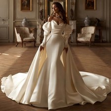 Mermaid Wedding Dress Detachable Train Court Train V Neck Pleat Satin Bride Gown