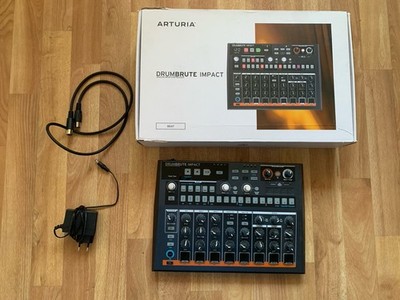 Arturia DrumBrute Impact Analog Drum Maschine - Schwarz