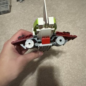 LEGO Star Wars: Jedi Starfighter (7143) Incomplete READ