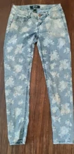 Rewash Light Wash Denim Blue Jeans Size 7 Floral