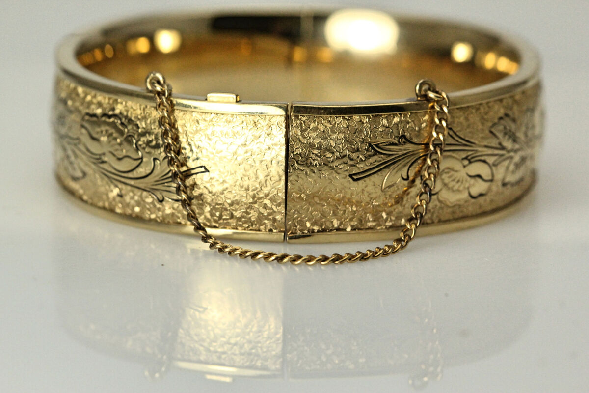 1/20 12K Yellow Gold Filled Floral Bangle Bracelet 29.6 1/20 12K Yellow Gold Filled Floral Bangle Bracelet 29.6