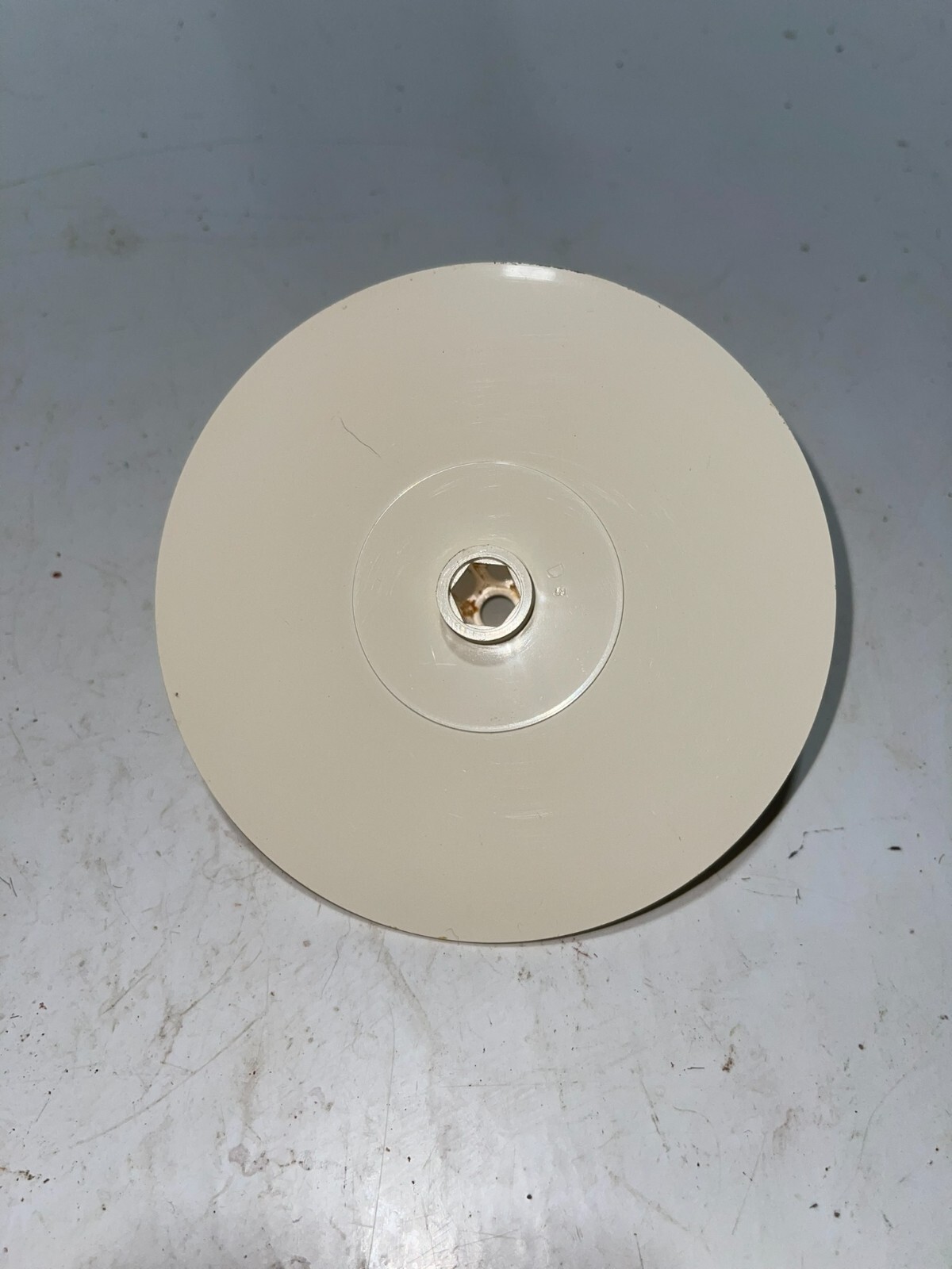 Sunbeam Model 14081 Oskar Food Processor Replacement Part Ejector