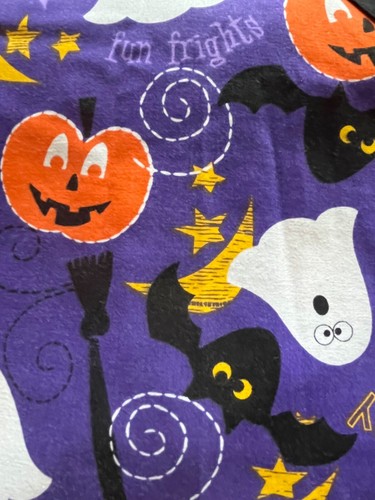 Halloween pumpkins, ghost and bats - Picture 2 of 2