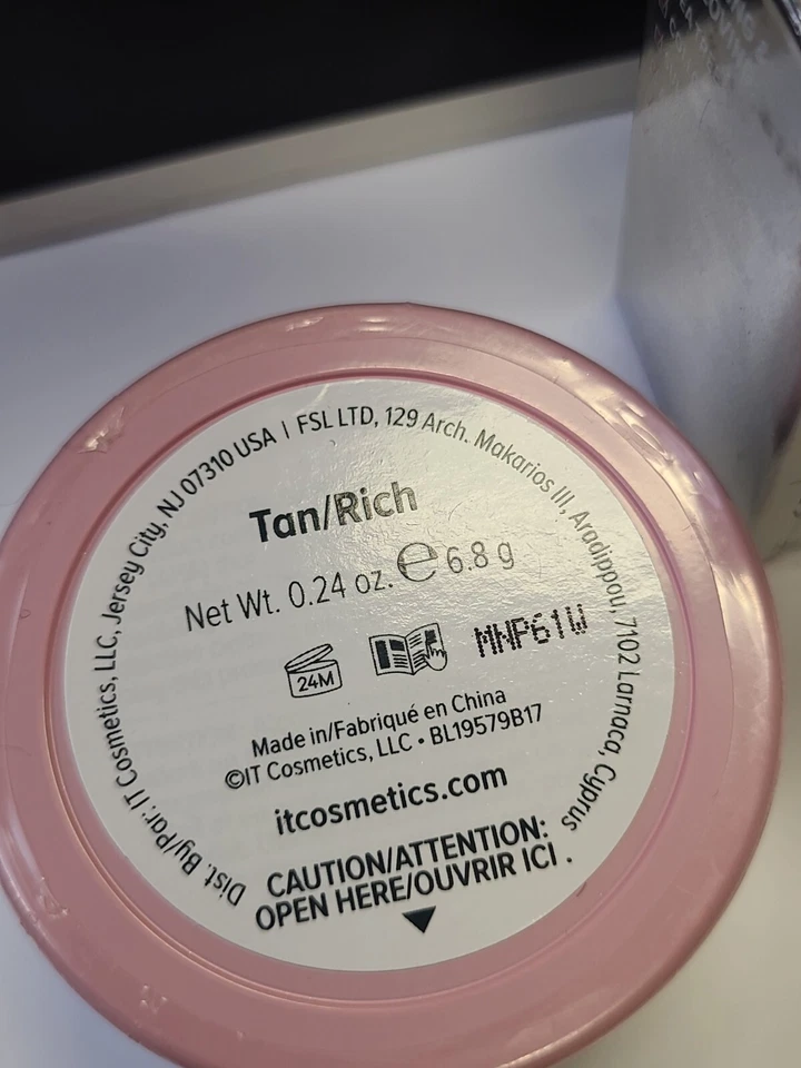 IT Cosmetics Bye Bye Breakout Powder - Tan/ Rich - Image 2 of 3