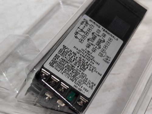 Love 16L2030 Microprocessor Based Temperature / Process Limit Controller, Dwyer - Picture 11 of 11
