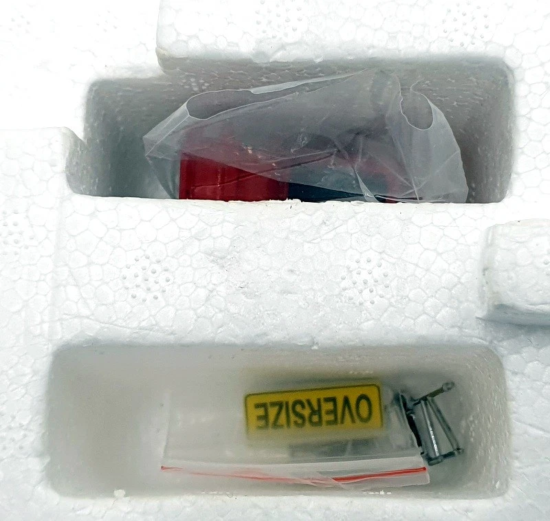 TWH Collectibles 1/50 Scale T09001B Drake 2X8 Dolly 4X8 Swingwing Kenworth T908 - Image 4 of 4