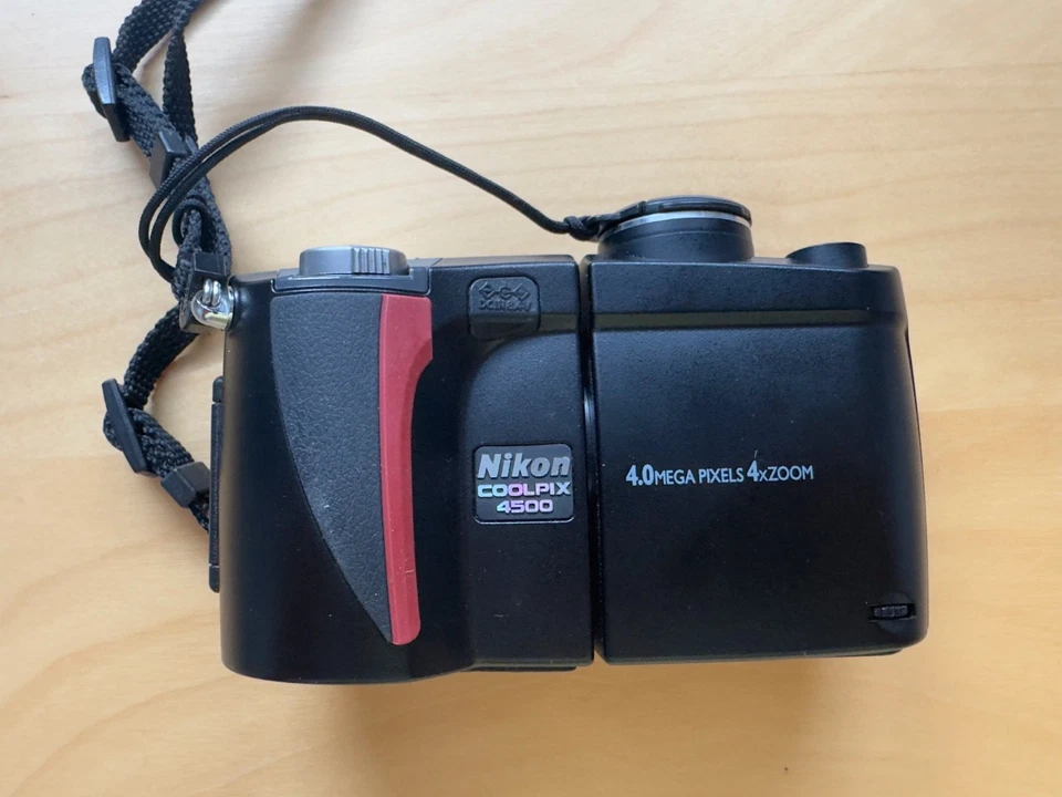 Nikon Coolpix 4500 Digitalkamera - Klassiker von Nikon - Bild 4 von 4