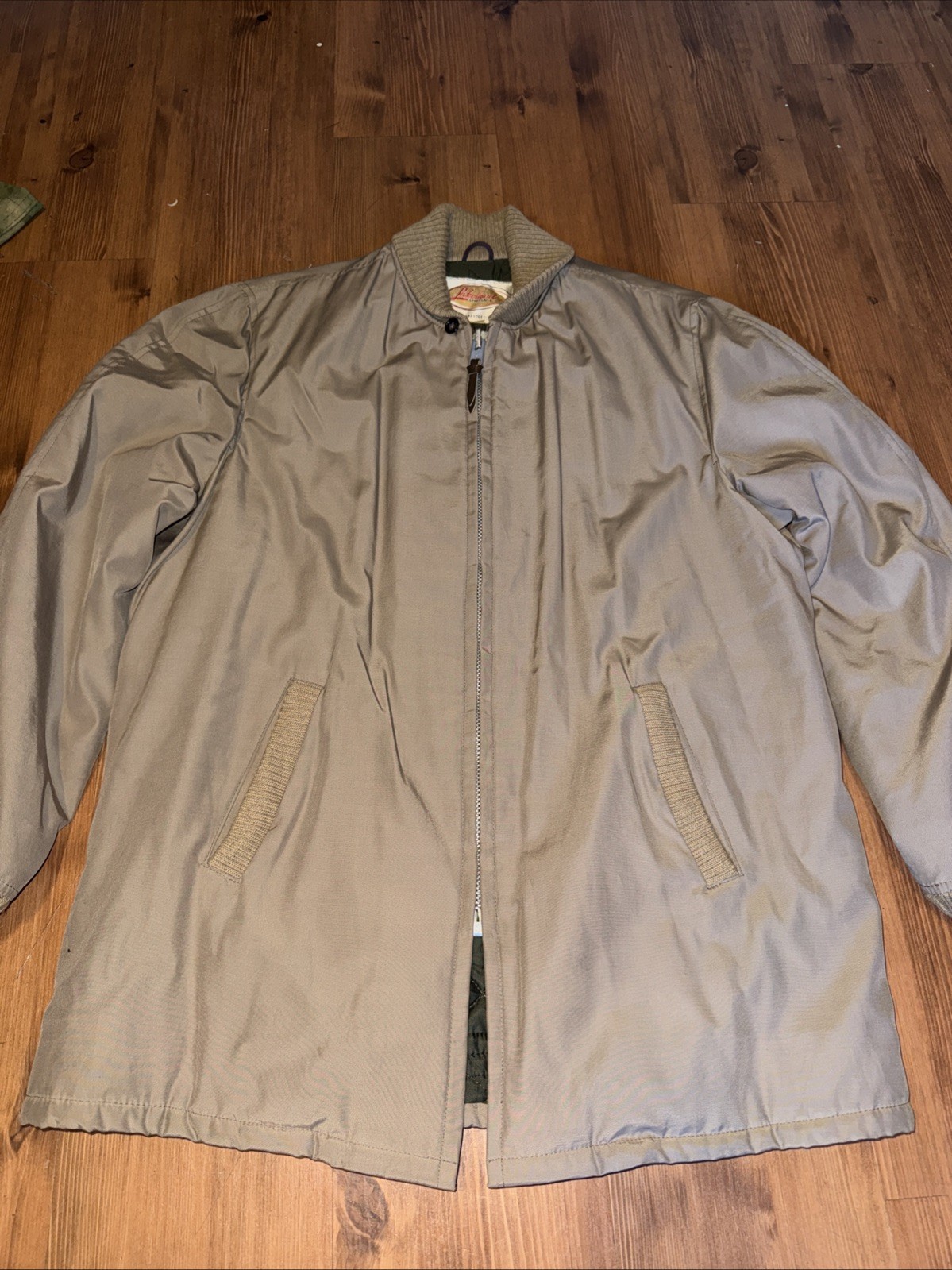 Picture 1 of 5