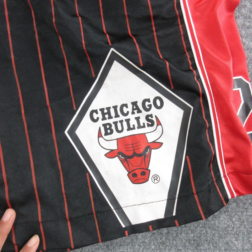 Vintage Chicago Bulls Shorts Mens XL Black Red NBA Starter Michael Jordan 23 90s - Image 3 of 4