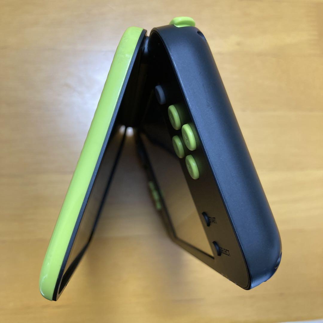 New Nintendo 2DS XL LL Black Lime Console Stylus Working