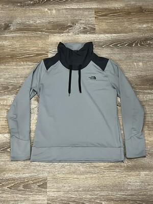 The North Face Women's Large Pullover Flash Dry Jacket Gray