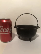 Cast Iron Mini 3 Leg Kettle, Bean Pot, 5” Tall