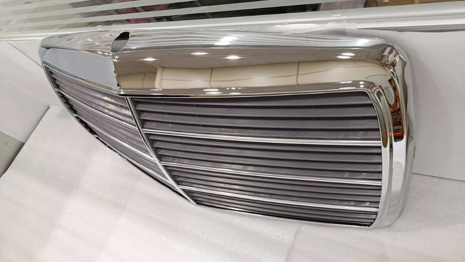 1977-1985 for Mercedes 240D 280E 280CE 300D 300TD W123 Mesh Grille Chrome Frame - Image 2 of 4