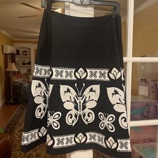 Anthropology, Basil  Maude ,Embroidered, Sequin Floral Skirt size 2