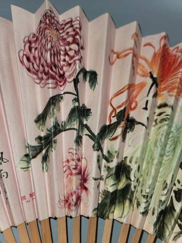 Antiker chinesischer handbemalter Fächer mit Kalligraphie & Blumen/Natur, signiert - Bild 3 von 8