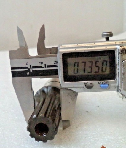 Permco Hydraulic Pump Part 3000 SFT 11T SPLN 1.49 pn 023-00979 - Picture 2 of 6