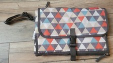 Skip Hop Baby Changing Station  Diaper Clutch Geometric GUC