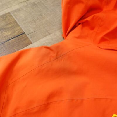 Norrona Lofoten GORE-TEX PRO Jacket Size L Backcountry Norrona Lofoten GORE-TEX PRO Jacket Size L Backcountry