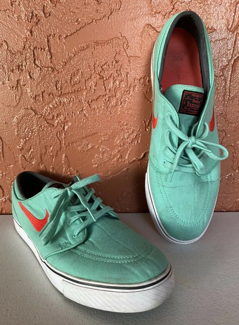 mint green janoski