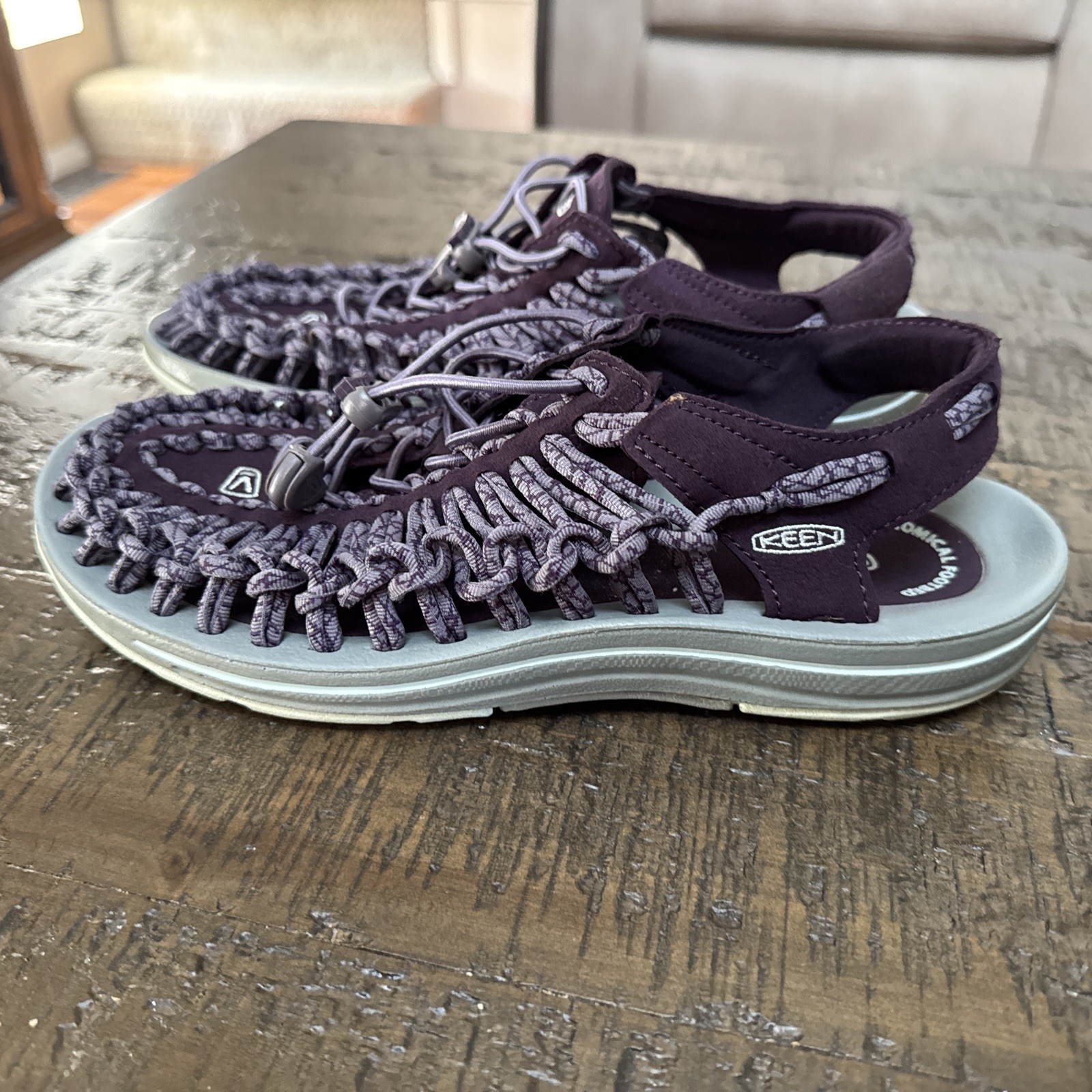 Sandali donna KEEN Uneek viola taglia 8 scarpe da acqua escursionismo sandali elasticizzati