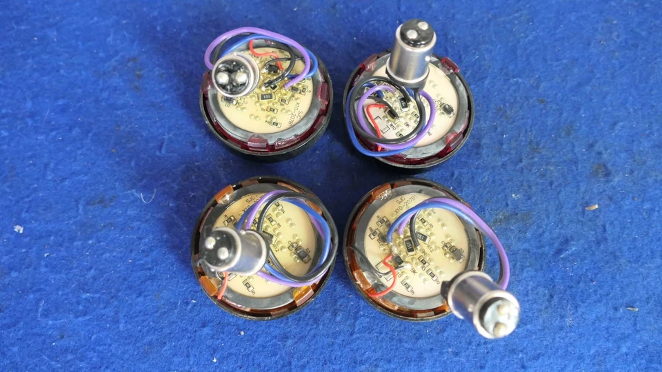 Arlen Ness Fire Ring señales de giro Harley Touring Softail Dyna Sportster 2002-up Foto 2 de 2