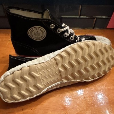 VTG 60 s Canadian Bata Black/White Solid High Top Men's Athletic Sneaker 