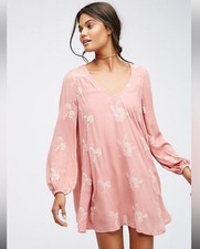 Altar’d State S Dress Shift Swing Babydoll Mini Pink Embroidered Free People 