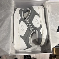 Alo Recovery Mode Shoes $195 MSRP Women’s Size 8 Grey White